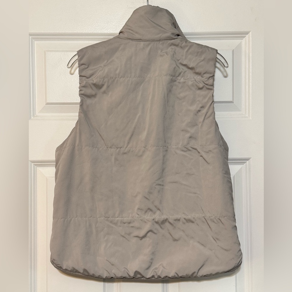 Yogalicious Below Zero Lightweight Active Puffer … - image 3